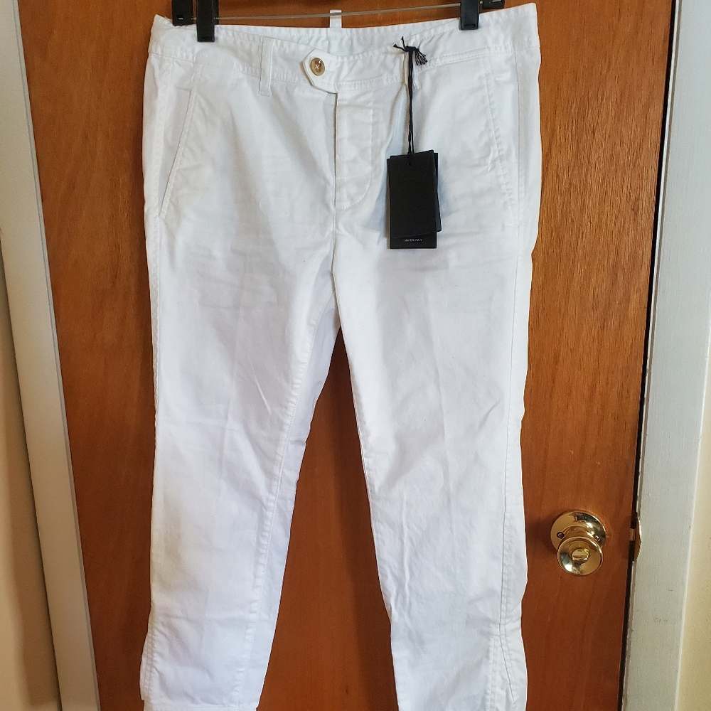 Dsquared2 NWT white jeans size 4-6